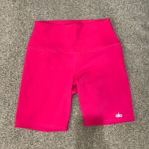 Alo Yoga High-Waist Biker Shorts 7”